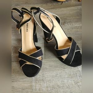 Justfab platforms size 8.5